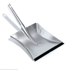 Kehrschaufel verzinkt 22 cm Kehrschaufel verzinkt 22 cm