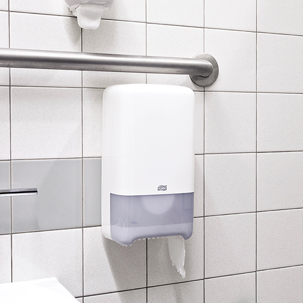 Vorschau: Tork Weiches Midi Toilettenpapier online kaufen - Verwendung 6