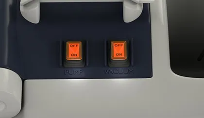 Kippschalter PUMP und VACUUM am Gerätegehäuse