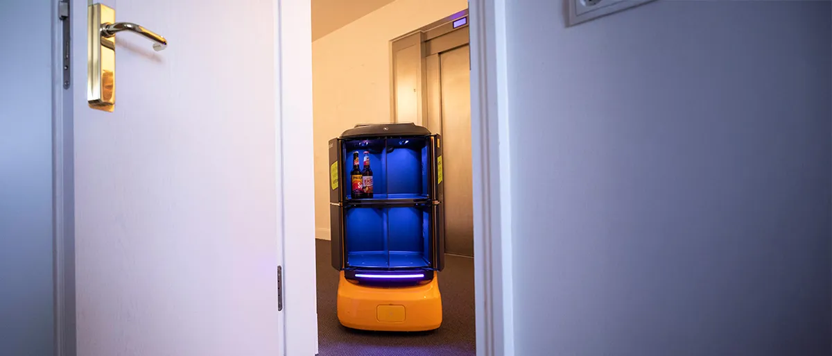 Servicerobotik