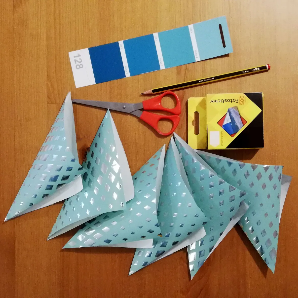 Weihnachtsstern basteln Material